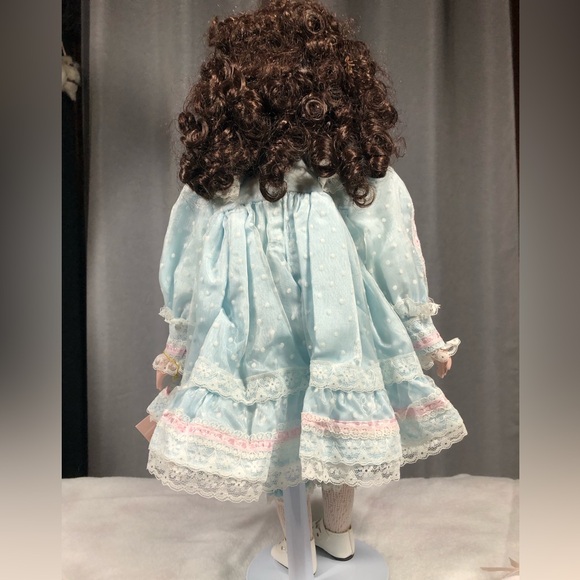 Porcelain Morgan Brittany Porcelain Doll - Picture 8 of 14